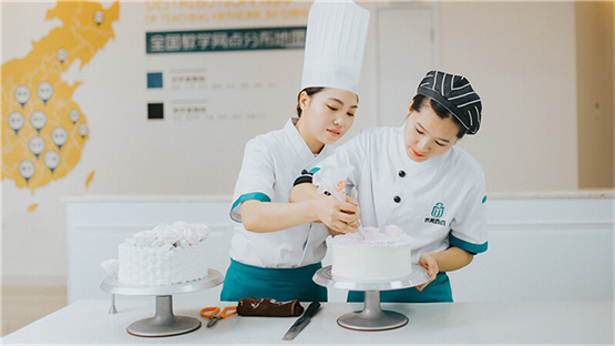 打工返乡学西点怎么样?学西点烘焙怎么样?