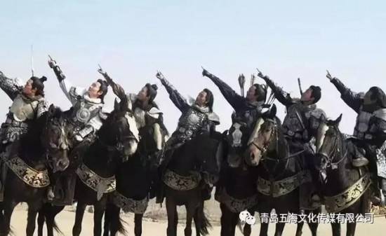 杨家将第39代90后女传人没学杨家枪法,却当了网络主播你怎么看?