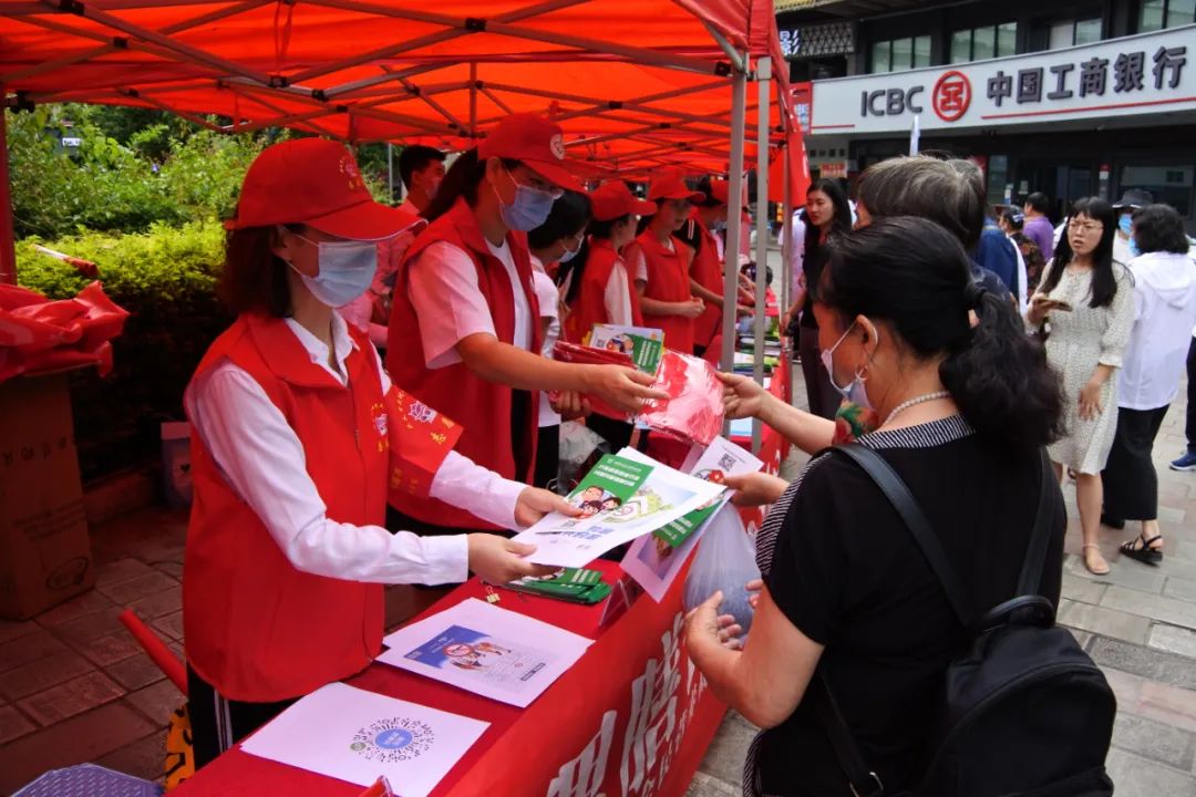 黔西南州全民营养周宣传活动启动啦!