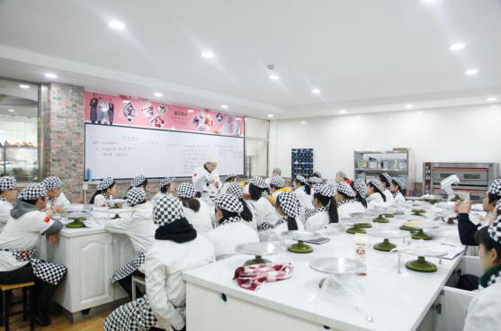 �Ի������ʦ����ΰ|�����㴴����֣���ѡ��ɾ�����