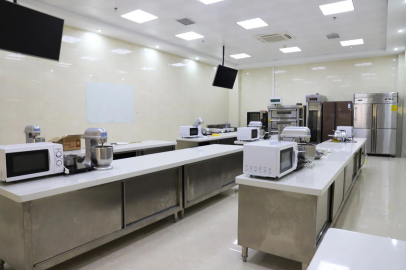 ���حԼ��ר���γ���ʦһ��һ���߲ι���ѯ����������ʲô���ƣ�