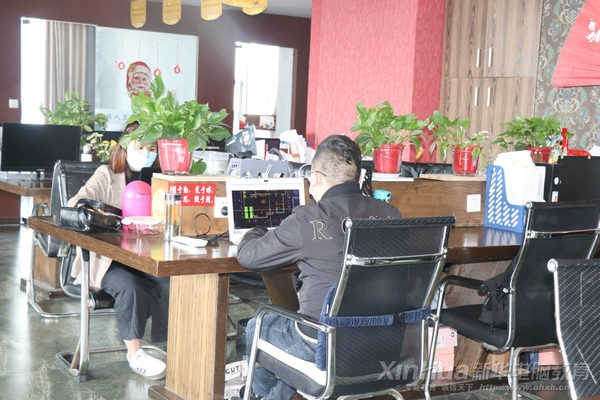 �������»���ҵ�طá��㳯����Զ�У����ҵĹػ���δֹ��