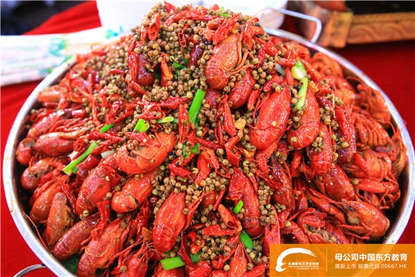 ��ҵ��|����������Ĵ�ҵ·֮��ʳʢ��Ʒ���᣿�������Ƕ������ˣ�