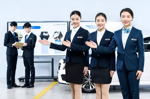 ��������Уح���Ӧ��Ŭ����ʱ�䣬��������