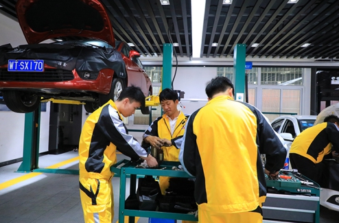 ������ͨ����ӭ����ͬѧ������ɢȥ�ڴ���������