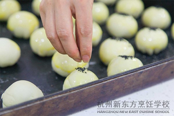�۽��ȵ�ح�ع�����ѧ����������ѧУѧϰ�ˣ��㻹�ڵ�ʲô��