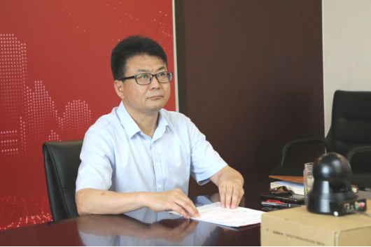 �Ա���� �������ֻ����»�ѧ�Ӽ�����������̨�μӱ���