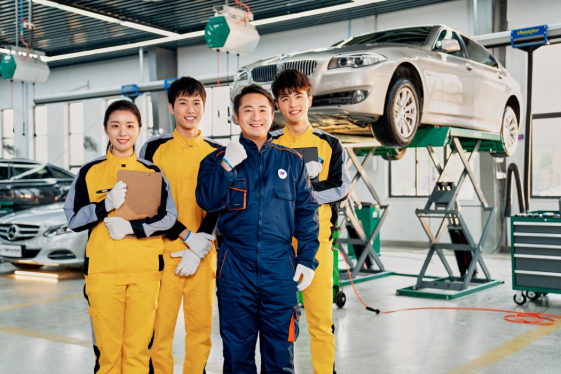 ������ͨ���������г��޴��Ǳ���뷢չ����