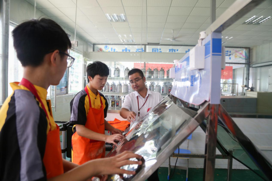 ������ͨ�����б�ҵ���ؿ���ר�ҽ������ѡ��ְУ��������ף�