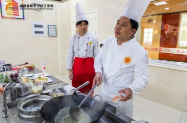 ��ʦ��ѧ  �����ˣ����ڹ۲죬����˼���������ۺϣ����ڴ���