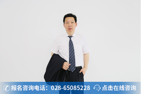�ɶ���ͨ������һλ��տ���յĺ���ʦ��������ǿ