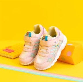 ��������ѡ��ͯЬʱҪ�ر������㹭���е�����