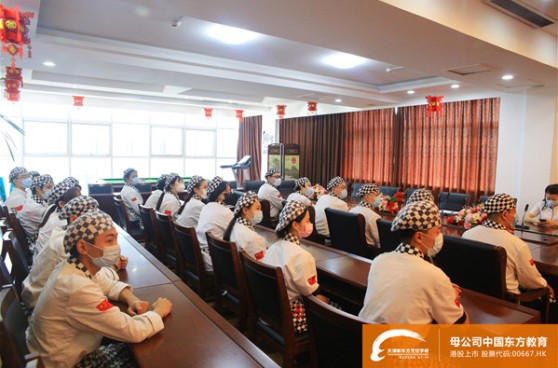 ��ҵ��̬|������԰���߽�����¶�������ҵ������ѧ��δ��У���ȱ���������