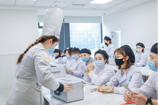 �߿�500�־�Ȼֻ��������ר�ƣ���������ӣ�����ѧ�����������£�