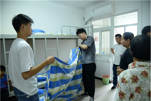 ������ͨ��������Ӫ�پ��ȳ� �ֳ�������