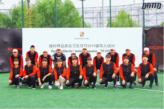 2020��ѧ���������Ĵ����ƣ��Ϻ���������ѧУ2020�＾������