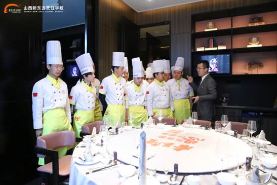 ʷ�����Ѿ�ҵ����ɽ���¶���ѧ��Ϊ�β����ҵ��