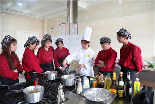 ����רҵ or ����רҵ������������ҵӦ����ôѡרҵ�أ�