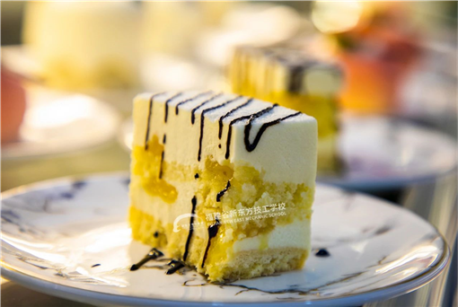 ��Υ�ˣ������¶�������ʳƷ���������ˣ�