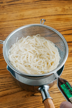 �����¶��������������һ����Ͱ���